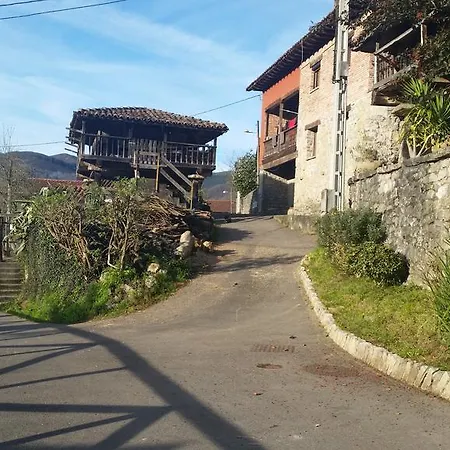El Portiellu Apartment *